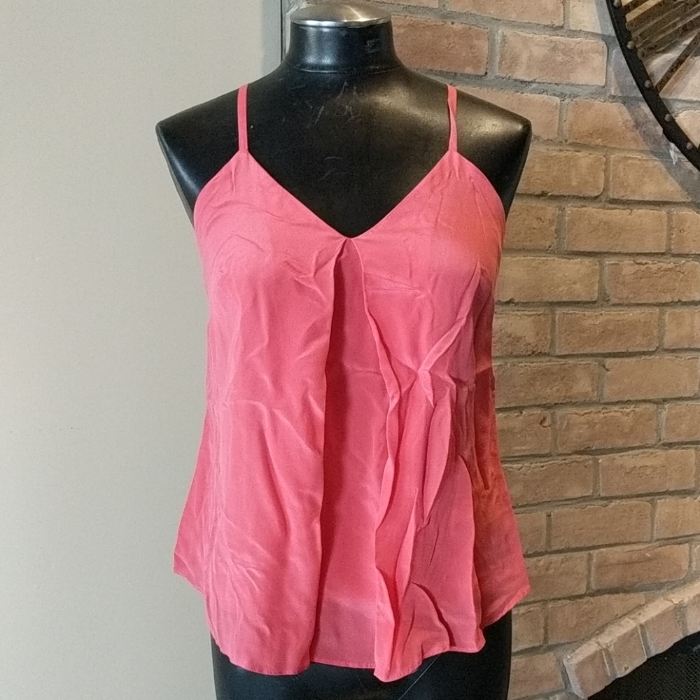 Arynk Top with Geometric Back